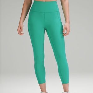 NWT Lululemon fast and free Crop 23" Kelly Green Size 6